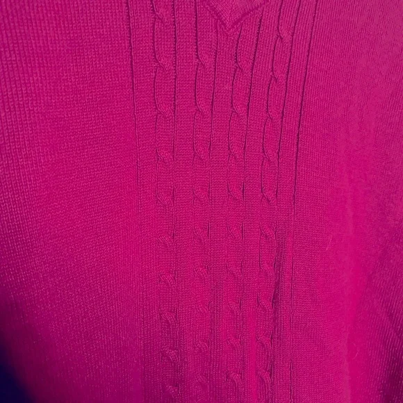 Fuchsia sweater with a faux white shirt detail - Picture 5 of 5